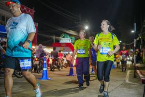 BIB: 3103, 4816, 3306
                            <button type="button" onclick="openModal(26237125)" class="btn btn-primary btn-sm float-right btn-popup" data-toggle="modal" data-target=".modal-high-quality">
                        <i class="fas fa-shopping-cart"></i> Add to Cart
                    </button>
                                            <button type="button" onclick="isThisMe(26237125, true)" class="btn btn-success btn-sm float-right btn-popup btn-isme hidden" data-toggle="tooltip" data-placement="bottom" title="นี่คือรูปของคุณใช่ไหม คลิกที่นี่เพื่อเอาเข้าอัลบั้ม">
                        <i class="fas fa-plus"></i> Add to album
                    </button>
                    <button type="button" onclick="isThisMe(26237125, false)" class="btn btn-warning btn-sm float-right btn-popup btn-isnotme hidden">
                        <i class="fas fa-ban"></i> Remove from album
                    </button>