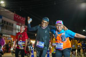 BIB: 3825, 3823, 357
                            <button type="button" onclick="openModal(26234095)" class="btn btn-primary btn-sm float-right btn-popup" data-toggle="modal" data-target=".modal-high-quality">
                        <i class="fas fa-shopping-cart"></i> Add to Cart
                    </button>
                                            <button type="button" onclick="isThisMe(26234095, true)" class="btn btn-success btn-sm float-right btn-popup btn-isme hidden" data-toggle="tooltip" data-placement="bottom" title="นี่คือรูปของคุณใช่ไหม คลิกที่นี่เพื่อเอาเข้าอัลบั้ม">
                        <i class="fas fa-plus"></i> Add to album
                    </button>
                    <button type="button" onclick="isThisMe(26234095, false)" class="btn btn-warning btn-sm float-right btn-popup btn-isnotme hidden">
                        <i class="fas fa-ban"></i> Remove from album
                    </button>