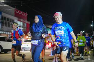 BIB: 3545, 4379
                            <button type="button" onclick="openModal(26233403)" class="btn btn-primary btn-sm float-right btn-popup" data-toggle="modal" data-target=".modal-high-quality">
                        <i class="fas fa-shopping-cart"></i> Add to Cart
                    </button>
                                            <button type="button" onclick="isThisMe(26233403, true)" class="btn btn-success btn-sm float-right btn-popup btn-isme hidden" data-toggle="tooltip" data-placement="bottom" title="นี่คือรูปของคุณใช่ไหม คลิกที่นี่เพื่อเอาเข้าอัลบั้ม">
                        <i class="fas fa-plus"></i> Add to album
                    </button>
                    <button type="button" onclick="isThisMe(26233403, false)" class="btn btn-warning btn-sm float-right btn-popup btn-isnotme hidden">
                        <i class="fas fa-ban"></i> Remove from album
                    </button>