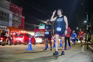 BIB: 4018, 4264
                            <button type="button" onclick="openModal(26245682)" class="btn btn-primary btn-sm float-right btn-popup" data-toggle="modal" data-target=".modal-high-quality">
                        <i class="fas fa-shopping-cart"></i> Add to Cart
                    </button>
                                            <button type="button" onclick="isThisMe(26245682, true)" class="btn btn-success btn-sm float-right btn-popup btn-isme hidden" data-toggle="tooltip" data-placement="bottom" title="นี่คือรูปของคุณใช่ไหม คลิกที่นี่เพื่อเอาเข้าอัลบั้ม">
                        <i class="fas fa-plus"></i> Add to album
                    </button>
                    <button type="button" onclick="isThisMe(26245682, false)" class="btn btn-warning btn-sm float-right btn-popup btn-isnotme hidden">
                        <i class="fas fa-ban"></i> Remove from album
                    </button>