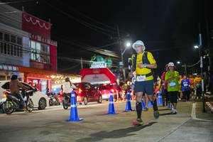 BIB: 3269
                            <button type="button" onclick="openModal(26232325)" class="btn btn-primary btn-sm float-right btn-popup" data-toggle="modal" data-target=".modal-high-quality">
                        <i class="fas fa-shopping-cart"></i> Add to Cart
                    </button>
                                            <button type="button" onclick="isThisMe(26232325, true)" class="btn btn-success btn-sm float-right btn-popup btn-isme hidden" data-toggle="tooltip" data-placement="bottom" title="นี่คือรูปของคุณใช่ไหม คลิกที่นี่เพื่อเอาเข้าอัลบั้ม">
                        <i class="fas fa-plus"></i> Add to album
                    </button>
                    <button type="button" onclick="isThisMe(26232325, false)" class="btn btn-warning btn-sm float-right btn-popup btn-isnotme hidden">
                        <i class="fas fa-ban"></i> Remove from album
                    </button>