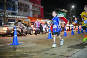 BIB: 3808, 056
                            <button type="button" onclick="openModal(26246447)" class="btn btn-primary btn-sm float-right btn-popup" data-toggle="modal" data-target=".modal-high-quality">
                        <i class="fas fa-shopping-cart"></i> Add to Cart
                    </button>
                                            <button type="button" onclick="isThisMe(26246447, true)" class="btn btn-success btn-sm float-right btn-popup btn-isme hidden" data-toggle="tooltip" data-placement="bottom" title="นี่คือรูปของคุณใช่ไหม คลิกที่นี่เพื่อเอาเข้าอัลบั้ม">
                        <i class="fas fa-plus"></i> Add to album
                    </button>
                    <button type="button" onclick="isThisMe(26246447, false)" class="btn btn-warning btn-sm float-right btn-popup btn-isnotme hidden">
                        <i class="fas fa-ban"></i> Remove from album
                    </button>