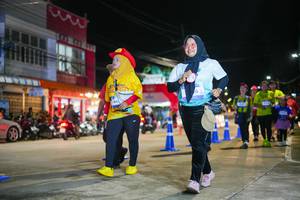 BIB: 
                            <button type="button" onclick="openModal(26227793)" class="btn btn-primary btn-sm float-right btn-popup" data-toggle="modal" data-target=".modal-high-quality">
                        <i class="fas fa-shopping-cart"></i> Add to Cart
                    </button>
                                            <button type="button" onclick="isThisMe(26227793, true)" class="btn btn-success btn-sm float-right btn-popup btn-isme hidden" data-toggle="tooltip" data-placement="bottom" title="นี่คือรูปของคุณใช่ไหม คลิกที่นี่เพื่อเอาเข้าอัลบั้ม">
                        <i class="fas fa-plus"></i> Add to album
                    </button>
                    <button type="button" onclick="isThisMe(26227793, false)" class="btn btn-warning btn-sm float-right btn-popup btn-isnotme hidden">
                        <i class="fas fa-ban"></i> Remove from album
                    </button>