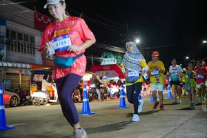 BIB: 4184, 4917
                            <button type="button" onclick="openModal(26234050)" class="btn btn-primary btn-sm float-right btn-popup" data-toggle="modal" data-target=".modal-high-quality">
                        <i class="fas fa-shopping-cart"></i> Add to Cart
                    </button>
                                            <button type="button" onclick="isThisMe(26234050, true)" class="btn btn-success btn-sm float-right btn-popup btn-isme hidden" data-toggle="tooltip" data-placement="bottom" title="นี่คือรูปของคุณใช่ไหม คลิกที่นี่เพื่อเอาเข้าอัลบั้ม">
                        <i class="fas fa-plus"></i> Add to album
                    </button>
                    <button type="button" onclick="isThisMe(26234050, false)" class="btn btn-warning btn-sm float-right btn-popup btn-isnotme hidden">
                        <i class="fas fa-ban"></i> Remove from album
                    </button>