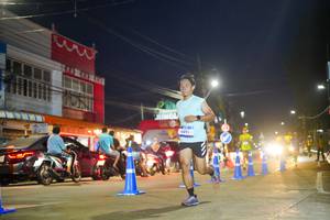 BIB: 4891
                            <button type="button" onclick="openModal(26244431)" class="btn btn-primary btn-sm float-right btn-popup" data-toggle="modal" data-target=".modal-high-quality">
                        <i class="fas fa-shopping-cart"></i> Add to Cart
                    </button>
                                            <button type="button" onclick="isThisMe(26244431, true)" class="btn btn-success btn-sm float-right btn-popup btn-isme hidden" data-toggle="tooltip" data-placement="bottom" title="นี่คือรูปของคุณใช่ไหม คลิกที่นี่เพื่อเอาเข้าอัลบั้ม">
                        <i class="fas fa-plus"></i> Add to album
                    </button>
                    <button type="button" onclick="isThisMe(26244431, false)" class="btn btn-warning btn-sm float-right btn-popup btn-isnotme hidden">
                        <i class="fas fa-ban"></i> Remove from album
                    </button>