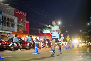 BIB: 4891
                            <button type="button" onclick="openModal(26244430)" class="btn btn-primary btn-sm float-right btn-popup" data-toggle="modal" data-target=".modal-high-quality">
                        <i class="fas fa-shopping-cart"></i> Add to Cart
                    </button>
                                            <button type="button" onclick="isThisMe(26244430, true)" class="btn btn-success btn-sm float-right btn-popup btn-isme hidden" data-toggle="tooltip" data-placement="bottom" title="นี่คือรูปของคุณใช่ไหม คลิกที่นี่เพื่อเอาเข้าอัลบั้ม">
                        <i class="fas fa-plus"></i> Add to album
                    </button>
                    <button type="button" onclick="isThisMe(26244430, false)" class="btn btn-warning btn-sm float-right btn-popup btn-isnotme hidden">
                        <i class="fas fa-ban"></i> Remove from album
                    </button>