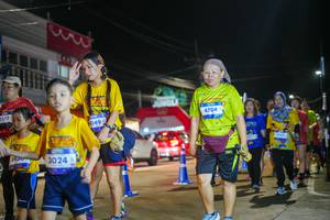 BIB: 3572, 4930, 3024, 049, 4704, 790
                            <button type="button" onclick="openModal(26233369)" class="btn btn-primary btn-sm float-right btn-popup" data-toggle="modal" data-target=".modal-high-quality">
                        <i class="fas fa-shopping-cart"></i> Add to Cart
                    </button>
                                            <button type="button" onclick="isThisMe(26233369, true)" class="btn btn-success btn-sm float-right btn-popup btn-isme hidden" data-toggle="tooltip" data-placement="bottom" title="นี่คือรูปของคุณใช่ไหม คลิกที่นี่เพื่อเอาเข้าอัลบั้ม">
                        <i class="fas fa-plus"></i> Add to album
                    </button>
                    <button type="button" onclick="isThisMe(26233369, false)" class="btn btn-warning btn-sm float-right btn-popup btn-isnotme hidden">
                        <i class="fas fa-ban"></i> Remove from album
                    </button>