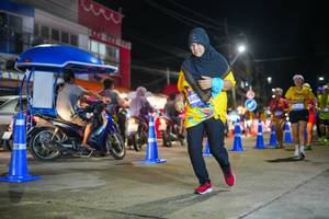 BIB: 362
                            <button type="button" onclick="openModal(26246837)" class="btn btn-primary btn-sm float-right btn-popup" data-toggle="modal" data-target=".modal-high-quality">
                        <i class="fas fa-shopping-cart"></i> Add to Cart
                    </button>
                                            <button type="button" onclick="isThisMe(26246837, true)" class="btn btn-success btn-sm float-right btn-popup btn-isme hidden" data-toggle="tooltip" data-placement="bottom" title="นี่คือรูปของคุณใช่ไหม คลิกที่นี่เพื่อเอาเข้าอัลบั้ม">
                        <i class="fas fa-plus"></i> Add to album
                    </button>
                    <button type="button" onclick="isThisMe(26246837, false)" class="btn btn-warning btn-sm float-right btn-popup btn-isnotme hidden">
                        <i class="fas fa-ban"></i> Remove from album
                    </button>