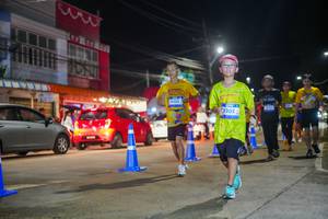 BIB: 4532, 3202
                            <button type="button" onclick="openModal(26246240)" class="btn btn-primary btn-sm float-right btn-popup" data-toggle="modal" data-target=".modal-high-quality">
                        <i class="fas fa-shopping-cart"></i> Add to Cart
                    </button>
                                            <button type="button" onclick="isThisMe(26246240, true)" class="btn btn-success btn-sm float-right btn-popup btn-isme hidden" data-toggle="tooltip" data-placement="bottom" title="นี่คือรูปของคุณใช่ไหม คลิกที่นี่เพื่อเอาเข้าอัลบั้ม">
                        <i class="fas fa-plus"></i> Add to album
                    </button>
                    <button type="button" onclick="isThisMe(26246240, false)" class="btn btn-warning btn-sm float-right btn-popup btn-isnotme hidden">
                        <i class="fas fa-ban"></i> Remove from album
                    </button>