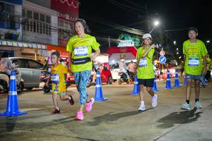 BIB: 4307, 3294, 187, 4584
                            <button type="button" onclick="openModal(26246423)" class="btn btn-primary btn-sm float-right btn-popup" data-toggle="modal" data-target=".modal-high-quality">
                        <i class="fas fa-shopping-cart"></i> Add to Cart
                    </button>
                                            <button type="button" onclick="isThisMe(26246423, true)" class="btn btn-success btn-sm float-right btn-popup btn-isme hidden" data-toggle="tooltip" data-placement="bottom" title="นี่คือรูปของคุณใช่ไหม คลิกที่นี่เพื่อเอาเข้าอัลบั้ม">
                        <i class="fas fa-plus"></i> Add to album
                    </button>
                    <button type="button" onclick="isThisMe(26246423, false)" class="btn btn-warning btn-sm float-right btn-popup btn-isnotme hidden">
                        <i class="fas fa-ban"></i> Remove from album
                    </button>