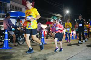 BIB: 205
                            <button type="button" onclick="openModal(26246946)" class="btn btn-primary btn-sm float-right btn-popup" data-toggle="modal" data-target=".modal-high-quality">
                        <i class="fas fa-shopping-cart"></i> Add to Cart
                    </button>
                                            <button type="button" onclick="isThisMe(26246946, true)" class="btn btn-success btn-sm float-right btn-popup btn-isme hidden" data-toggle="tooltip" data-placement="bottom" title="นี่คือรูปของคุณใช่ไหม คลิกที่นี่เพื่อเอาเข้าอัลบั้ม">
                        <i class="fas fa-plus"></i> Add to album
                    </button>
                    <button type="button" onclick="isThisMe(26246946, false)" class="btn btn-warning btn-sm float-right btn-popup btn-isnotme hidden">
                        <i class="fas fa-ban"></i> Remove from album
                    </button>