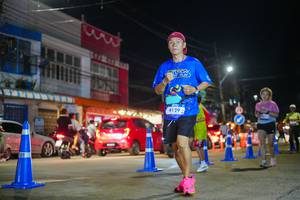 BIB: 4129
                            <button type="button" onclick="openModal(26245561)" class="btn btn-primary btn-sm float-right btn-popup" data-toggle="modal" data-target=".modal-high-quality">
                        <i class="fas fa-shopping-cart"></i> Add to Cart
                    </button>
                                            <button type="button" onclick="isThisMe(26245561, true)" class="btn btn-success btn-sm float-right btn-popup btn-isme hidden" data-toggle="tooltip" data-placement="bottom" title="นี่คือรูปของคุณใช่ไหม คลิกที่นี่เพื่อเอาเข้าอัลบั้ม">
                        <i class="fas fa-plus"></i> Add to album
                    </button>
                    <button type="button" onclick="isThisMe(26245561, false)" class="btn btn-warning btn-sm float-right btn-popup btn-isnotme hidden">
                        <i class="fas fa-ban"></i> Remove from album
                    </button>