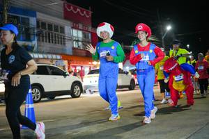 BIB: 418
                            <button type="button" onclick="openModal(26233441)" class="btn btn-primary btn-sm float-right btn-popup" data-toggle="modal" data-target=".modal-high-quality">
                        <i class="fas fa-shopping-cart"></i> Add to Cart
                    </button>
                                            <button type="button" onclick="isThisMe(26233441, true)" class="btn btn-success btn-sm float-right btn-popup btn-isme hidden" data-toggle="tooltip" data-placement="bottom" title="นี่คือรูปของคุณใช่ไหม คลิกที่นี่เพื่อเอาเข้าอัลบั้ม">
                        <i class="fas fa-plus"></i> Add to album
                    </button>
                    <button type="button" onclick="isThisMe(26233441, false)" class="btn btn-warning btn-sm float-right btn-popup btn-isnotme hidden">
                        <i class="fas fa-ban"></i> Remove from album
                    </button>