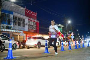 BIB: 4476
                            <button type="button" onclick="openModal(26244327)" class="btn btn-primary btn-sm float-right btn-popup" data-toggle="modal" data-target=".modal-high-quality">
                        <i class="fas fa-shopping-cart"></i> Add to Cart
                    </button>
                                            <button type="button" onclick="isThisMe(26244327, true)" class="btn btn-success btn-sm float-right btn-popup btn-isme hidden" data-toggle="tooltip" data-placement="bottom" title="นี่คือรูปของคุณใช่ไหม คลิกที่นี่เพื่อเอาเข้าอัลบั้ม">
                        <i class="fas fa-plus"></i> Add to album
                    </button>
                    <button type="button" onclick="isThisMe(26244327, false)" class="btn btn-warning btn-sm float-right btn-popup btn-isnotme hidden">
                        <i class="fas fa-ban"></i> Remove from album
                    </button>