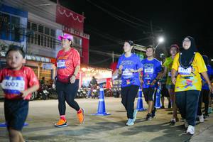 BIB: 3002, 3839, 3417, 3899
                            <button type="button" onclick="openModal(26227919)" class="btn btn-primary btn-sm float-right btn-popup" data-toggle="modal" data-target=".modal-high-quality">
                        <i class="fas fa-shopping-cart"></i> Add to Cart
                    </button>
                                            <button type="button" onclick="isThisMe(26227919, true)" class="btn btn-success btn-sm float-right btn-popup btn-isme hidden" data-toggle="tooltip" data-placement="bottom" title="นี่คือรูปของคุณใช่ไหม คลิกที่นี่เพื่อเอาเข้าอัลบั้ม">
                        <i class="fas fa-plus"></i> Add to album
                    </button>
                    <button type="button" onclick="isThisMe(26227919, false)" class="btn btn-warning btn-sm float-right btn-popup btn-isnotme hidden">
                        <i class="fas fa-ban"></i> Remove from album
                    </button>