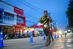 BIB: 5623
                            <button type="button" onclick="openModal(26243902)" class="btn btn-primary btn-sm float-right btn-popup" data-toggle="modal" data-target=".modal-high-quality">
                        <i class="fas fa-shopping-cart"></i> Add to Cart
                    </button>
                                            <button type="button" onclick="isThisMe(26243902, true)" class="btn btn-success btn-sm float-right btn-popup btn-isme hidden" data-toggle="tooltip" data-placement="bottom" title="นี่คือรูปของคุณใช่ไหม คลิกที่นี่เพื่อเอาเข้าอัลบั้ม">
                        <i class="fas fa-plus"></i> Add to album
                    </button>
                    <button type="button" onclick="isThisMe(26243902, false)" class="btn btn-warning btn-sm float-right btn-popup btn-isnotme hidden">
                        <i class="fas fa-ban"></i> Remove from album
                    </button>