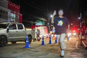 BIB: 
                            <button type="button" onclick="openModal(26227611)" class="btn btn-primary btn-sm float-right btn-popup" data-toggle="modal" data-target=".modal-high-quality">
                        <i class="fas fa-shopping-cart"></i> Add to Cart
                    </button>
                                            <button type="button" onclick="isThisMe(26227611, true)" class="btn btn-success btn-sm float-right btn-popup btn-isme hidden" data-toggle="tooltip" data-placement="bottom" title="นี่คือรูปของคุณใช่ไหม คลิกที่นี่เพื่อเอาเข้าอัลบั้ม">
                        <i class="fas fa-plus"></i> Add to album
                    </button>
                    <button type="button" onclick="isThisMe(26227611, false)" class="btn btn-warning btn-sm float-right btn-popup btn-isnotme hidden">
                        <i class="fas fa-ban"></i> Remove from album
                    </button>