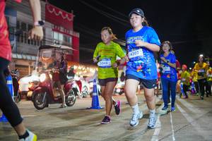 BIB: 3245, 4302
                            <button type="button" onclick="openModal(26235014)" class="btn btn-primary btn-sm float-right btn-popup" data-toggle="modal" data-target=".modal-high-quality">
                        <i class="fas fa-shopping-cart"></i> Add to Cart
                    </button>
                                            <button type="button" onclick="isThisMe(26235014, true)" class="btn btn-success btn-sm float-right btn-popup btn-isme hidden" data-toggle="tooltip" data-placement="bottom" title="นี่คือรูปของคุณใช่ไหม คลิกที่นี่เพื่อเอาเข้าอัลบั้ม">
                        <i class="fas fa-plus"></i> Add to album
                    </button>
                    <button type="button" onclick="isThisMe(26235014, false)" class="btn btn-warning btn-sm float-right btn-popup btn-isnotme hidden">
                        <i class="fas fa-ban"></i> Remove from album
                    </button>