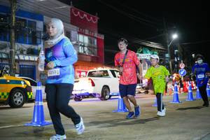 BIB: 3353
                            <button type="button" onclick="openModal(26233179)" class="btn btn-primary btn-sm float-right btn-popup" data-toggle="modal" data-target=".modal-high-quality">
                        <i class="fas fa-shopping-cart"></i> Add to Cart
                    </button>
                                            <button type="button" onclick="isThisMe(26233179, true)" class="btn btn-success btn-sm float-right btn-popup btn-isme hidden" data-toggle="tooltip" data-placement="bottom" title="นี่คือรูปของคุณใช่ไหม คลิกที่นี่เพื่อเอาเข้าอัลบั้ม">
                        <i class="fas fa-plus"></i> Add to album
                    </button>
                    <button type="button" onclick="isThisMe(26233179, false)" class="btn btn-warning btn-sm float-right btn-popup btn-isnotme hidden">
                        <i class="fas fa-ban"></i> Remove from album
                    </button>