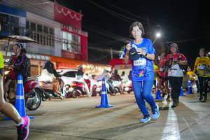 BIB: 3191
                            <button type="button" onclick="openModal(26234848)" class="btn btn-primary btn-sm float-right btn-popup" data-toggle="modal" data-target=".modal-high-quality">
                        <i class="fas fa-shopping-cart"></i> Add to Cart
                    </button>
                                            <button type="button" onclick="isThisMe(26234848, true)" class="btn btn-success btn-sm float-right btn-popup btn-isme hidden" data-toggle="tooltip" data-placement="bottom" title="นี่คือรูปของคุณใช่ไหม คลิกที่นี่เพื่อเอาเข้าอัลบั้ม">
                        <i class="fas fa-plus"></i> Add to album
                    </button>
                    <button type="button" onclick="isThisMe(26234848, false)" class="btn btn-warning btn-sm float-right btn-popup btn-isnotme hidden">
                        <i class="fas fa-ban"></i> Remove from album
                    </button>