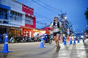 BIB: 5190
                            <button type="button" onclick="openModal(26243913)" class="btn btn-primary btn-sm float-right btn-popup" data-toggle="modal" data-target=".modal-high-quality">
                        <i class="fas fa-shopping-cart"></i> Add to Cart
                    </button>
                                            <button type="button" onclick="isThisMe(26243913, true)" class="btn btn-success btn-sm float-right btn-popup btn-isme hidden" data-toggle="tooltip" data-placement="bottom" title="นี่คือรูปของคุณใช่ไหม คลิกที่นี่เพื่อเอาเข้าอัลบั้ม">
                        <i class="fas fa-plus"></i> Add to album
                    </button>
                    <button type="button" onclick="isThisMe(26243913, false)" class="btn btn-warning btn-sm float-right btn-popup btn-isnotme hidden">
                        <i class="fas fa-ban"></i> Remove from album
                    </button>