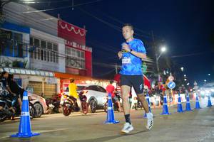 BIB: 128
                            <button type="button" onclick="openModal(26244341)" class="btn btn-primary btn-sm float-right btn-popup" data-toggle="modal" data-target=".modal-high-quality">
                        <i class="fas fa-shopping-cart"></i> Add to Cart
                    </button>
                                            <button type="button" onclick="isThisMe(26244341, true)" class="btn btn-success btn-sm float-right btn-popup btn-isme hidden" data-toggle="tooltip" data-placement="bottom" title="นี่คือรูปของคุณใช่ไหม คลิกที่นี่เพื่อเอาเข้าอัลบั้ม">
                        <i class="fas fa-plus"></i> Add to album
                    </button>
                    <button type="button" onclick="isThisMe(26244341, false)" class="btn btn-warning btn-sm float-right btn-popup btn-isnotme hidden">
                        <i class="fas fa-ban"></i> Remove from album
                    </button>