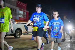 BIB: 4207
                            <button type="button" onclick="openModal(26233817)" class="btn btn-primary btn-sm float-right btn-popup" data-toggle="modal" data-target=".modal-high-quality">
                        <i class="fas fa-shopping-cart"></i> Add to Cart
                    </button>
                                            <button type="button" onclick="isThisMe(26233817, true)" class="btn btn-success btn-sm float-right btn-popup btn-isme hidden" data-toggle="tooltip" data-placement="bottom" title="นี่คือรูปของคุณใช่ไหม คลิกที่นี่เพื่อเอาเข้าอัลบั้ม">
                        <i class="fas fa-plus"></i> Add to album
                    </button>
                    <button type="button" onclick="isThisMe(26233817, false)" class="btn btn-warning btn-sm float-right btn-popup btn-isnotme hidden">
                        <i class="fas fa-ban"></i> Remove from album
                    </button>