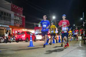 BIB: 4631, 3168
                            <button type="button" onclick="openModal(26245175)" class="btn btn-primary btn-sm float-right btn-popup" data-toggle="modal" data-target=".modal-high-quality">
                        <i class="fas fa-shopping-cart"></i> Add to Cart
                    </button>
                                            <button type="button" onclick="isThisMe(26245175, true)" class="btn btn-success btn-sm float-right btn-popup btn-isme hidden" data-toggle="tooltip" data-placement="bottom" title="นี่คือรูปของคุณใช่ไหม คลิกที่นี่เพื่อเอาเข้าอัลบั้ม">
                        <i class="fas fa-plus"></i> Add to album
                    </button>
                    <button type="button" onclick="isThisMe(26245175, false)" class="btn btn-warning btn-sm float-right btn-popup btn-isnotme hidden">
                        <i class="fas fa-ban"></i> Remove from album
                    </button>