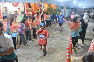 BIB: 3101
                            <button type="button" onclick="openModal(26241716)" class="btn btn-primary btn-sm float-right btn-popup" data-toggle="modal" data-target=".modal-high-quality">
                        <i class="fas fa-shopping-cart"></i> Add to Cart
                    </button>
                                            <button type="button" onclick="isThisMe(26241716, true)" class="btn btn-success btn-sm float-right btn-popup btn-isme hidden" data-toggle="tooltip" data-placement="bottom" title="นี่คือรูปของคุณใช่ไหม คลิกที่นี่เพื่อเอาเข้าอัลบั้ม">
                        <i class="fas fa-plus"></i> Add to album
                    </button>
                    <button type="button" onclick="isThisMe(26241716, false)" class="btn btn-warning btn-sm float-right btn-popup btn-isnotme hidden">
                        <i class="fas fa-ban"></i> Remove from album
                    </button>