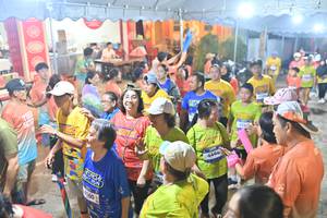 BIB: 160, 4496
                            <button type="button" onclick="openModal(26252774)" class="btn btn-primary btn-sm float-right btn-popup" data-toggle="modal" data-target=".modal-high-quality">
                        <i class="fas fa-shopping-cart"></i> Add to Cart
                    </button>
                                            <button type="button" onclick="isThisMe(26252774, true)" class="btn btn-success btn-sm float-right btn-popup btn-isme hidden" data-toggle="tooltip" data-placement="bottom" title="นี่คือรูปของคุณใช่ไหม คลิกที่นี่เพื่อเอาเข้าอัลบั้ม">
                        <i class="fas fa-plus"></i> Add to album
                    </button>
                    <button type="button" onclick="isThisMe(26252774, false)" class="btn btn-warning btn-sm float-right btn-popup btn-isnotme hidden">
                        <i class="fas fa-ban"></i> Remove from album
                    </button>