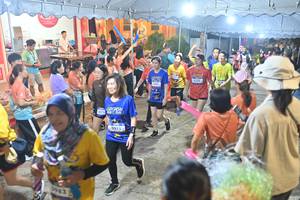 BIB: 3983, 1275, 3211
                            <button type="button" onclick="openModal(26252342)" class="btn btn-primary btn-sm float-right btn-popup" data-toggle="modal" data-target=".modal-high-quality">
                        <i class="fas fa-shopping-cart"></i> Add to Cart
                    </button>
                                            <button type="button" onclick="isThisMe(26252342, true)" class="btn btn-success btn-sm float-right btn-popup btn-isme hidden" data-toggle="tooltip" data-placement="bottom" title="นี่คือรูปของคุณใช่ไหม คลิกที่นี่เพื่อเอาเข้าอัลบั้ม">
                        <i class="fas fa-plus"></i> Add to album
                    </button>
                    <button type="button" onclick="isThisMe(26252342, false)" class="btn btn-warning btn-sm float-right btn-popup btn-isnotme hidden">
                        <i class="fas fa-ban"></i> Remove from album
                    </button>