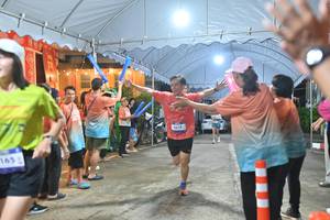 BIB: 165, 3618
                            <button type="button" onclick="openModal(26241002)" class="btn btn-primary btn-sm float-right btn-popup" data-toggle="modal" data-target=".modal-high-quality">
                        <i class="fas fa-shopping-cart"></i> Add to Cart
                    </button>
                                            <button type="button" onclick="isThisMe(26241002, true)" class="btn btn-success btn-sm float-right btn-popup btn-isme hidden" data-toggle="tooltip" data-placement="bottom" title="นี่คือรูปของคุณใช่ไหม คลิกที่นี่เพื่อเอาเข้าอัลบั้ม">
                        <i class="fas fa-plus"></i> Add to album
                    </button>
                    <button type="button" onclick="isThisMe(26241002, false)" class="btn btn-warning btn-sm float-right btn-popup btn-isnotme hidden">
                        <i class="fas fa-ban"></i> Remove from album
                    </button>