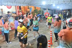 BIB: 
                            <button type="button" onclick="openModal(26242809)" class="btn btn-primary btn-sm float-right btn-popup" data-toggle="modal" data-target=".modal-high-quality">
                        <i class="fas fa-shopping-cart"></i> Add to Cart
                    </button>
                                            <button type="button" onclick="isThisMe(26242809, true)" class="btn btn-success btn-sm float-right btn-popup btn-isme hidden" data-toggle="tooltip" data-placement="bottom" title="นี่คือรูปของคุณใช่ไหม คลิกที่นี่เพื่อเอาเข้าอัลบั้ม">
                        <i class="fas fa-plus"></i> Add to album
                    </button>
                    <button type="button" onclick="isThisMe(26242809, false)" class="btn btn-warning btn-sm float-right btn-popup btn-isnotme hidden">
                        <i class="fas fa-ban"></i> Remove from album
                    </button>