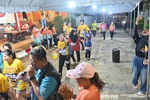 BIB: 3470, 4236
                            <button type="button" onclick="openModal(26253577)" class="btn btn-primary btn-sm float-right btn-popup" data-toggle="modal" data-target=".modal-high-quality">
                        <i class="fas fa-shopping-cart"></i> Add to Cart
                    </button>
                                            <button type="button" onclick="isThisMe(26253577, true)" class="btn btn-success btn-sm float-right btn-popup btn-isme hidden" data-toggle="tooltip" data-placement="bottom" title="นี่คือรูปของคุณใช่ไหม คลิกที่นี่เพื่อเอาเข้าอัลบั้ม">
                        <i class="fas fa-plus"></i> Add to album
                    </button>
                    <button type="button" onclick="isThisMe(26253577, false)" class="btn btn-warning btn-sm float-right btn-popup btn-isnotme hidden">
                        <i class="fas fa-ban"></i> Remove from album
                    </button>