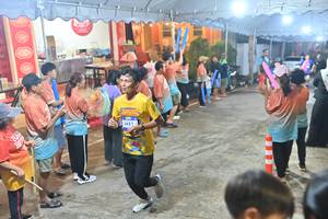 BIB: 3451
                            <button type="button" onclick="openModal(26242025)" class="btn btn-primary btn-sm float-right btn-popup" data-toggle="modal" data-target=".modal-high-quality">
                        <i class="fas fa-shopping-cart"></i> Add to Cart
                    </button>
                                            <button type="button" onclick="isThisMe(26242025, true)" class="btn btn-success btn-sm float-right btn-popup btn-isme hidden" data-toggle="tooltip" data-placement="bottom" title="นี่คือรูปของคุณใช่ไหม คลิกที่นี่เพื่อเอาเข้าอัลบั้ม">
                        <i class="fas fa-plus"></i> Add to album
                    </button>
                    <button type="button" onclick="isThisMe(26242025, false)" class="btn btn-warning btn-sm float-right btn-popup btn-isnotme hidden">
                        <i class="fas fa-ban"></i> Remove from album
                    </button>