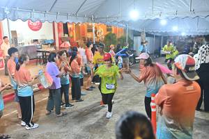 BIB: 3358
                            <button type="button" onclick="openModal(26242682)" class="btn btn-primary btn-sm float-right btn-popup" data-toggle="modal" data-target=".modal-high-quality">
                        <i class="fas fa-shopping-cart"></i> Add to Cart
                    </button>
                                            <button type="button" onclick="isThisMe(26242682, true)" class="btn btn-success btn-sm float-right btn-popup btn-isme hidden" data-toggle="tooltip" data-placement="bottom" title="นี่คือรูปของคุณใช่ไหม คลิกที่นี่เพื่อเอาเข้าอัลบั้ม">
                        <i class="fas fa-plus"></i> Add to album
                    </button>
                    <button type="button" onclick="isThisMe(26242682, false)" class="btn btn-warning btn-sm float-right btn-popup btn-isnotme hidden">
                        <i class="fas fa-ban"></i> Remove from album
                    </button>