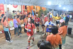 BIB: 626
                            <button type="button" onclick="openModal(26253090)" class="btn btn-primary btn-sm float-right btn-popup" data-toggle="modal" data-target=".modal-high-quality">
                        <i class="fas fa-shopping-cart"></i> Add to Cart
                    </button>
                                            <button type="button" onclick="isThisMe(26253090, true)" class="btn btn-success btn-sm float-right btn-popup btn-isme hidden" data-toggle="tooltip" data-placement="bottom" title="นี่คือรูปของคุณใช่ไหม คลิกที่นี่เพื่อเอาเข้าอัลบั้ม">
                        <i class="fas fa-plus"></i> Add to album
                    </button>
                    <button type="button" onclick="isThisMe(26253090, false)" class="btn btn-warning btn-sm float-right btn-popup btn-isnotme hidden">
                        <i class="fas fa-ban"></i> Remove from album
                    </button>