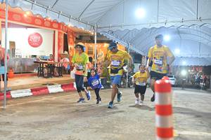 BIB: 3975, 40901
                            <button type="button" onclick="openModal(26253781)" class="btn btn-primary btn-sm float-right btn-popup" data-toggle="modal" data-target=".modal-high-quality">
                        <i class="fas fa-shopping-cart"></i> Add to Cart
                    </button>
                                            <button type="button" onclick="isThisMe(26253781, true)" class="btn btn-success btn-sm float-right btn-popup btn-isme hidden" data-toggle="tooltip" data-placement="bottom" title="นี่คือรูปของคุณใช่ไหม คลิกที่นี่เพื่อเอาเข้าอัลบั้ม">
                        <i class="fas fa-plus"></i> Add to album
                    </button>
                    <button type="button" onclick="isThisMe(26253781, false)" class="btn btn-warning btn-sm float-right btn-popup btn-isnotme hidden">
                        <i class="fas fa-ban"></i> Remove from album
                    </button>