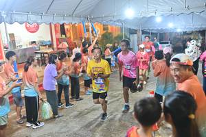 BIB: 4097
                            <button type="button" onclick="openModal(26242245)" class="btn btn-primary btn-sm float-right btn-popup" data-toggle="modal" data-target=".modal-high-quality">
                        <i class="fas fa-shopping-cart"></i> Add to Cart
                    </button>
                                            <button type="button" onclick="isThisMe(26242245, true)" class="btn btn-success btn-sm float-right btn-popup btn-isme hidden" data-toggle="tooltip" data-placement="bottom" title="นี่คือรูปของคุณใช่ไหม คลิกที่นี่เพื่อเอาเข้าอัลบั้ม">
                        <i class="fas fa-plus"></i> Add to album
                    </button>
                    <button type="button" onclick="isThisMe(26242245, false)" class="btn btn-warning btn-sm float-right btn-popup btn-isnotme hidden">
                        <i class="fas fa-ban"></i> Remove from album
                    </button>