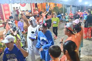 BIB: 4707, 3239, 
                            <button type="button" onclick="openModal(26252951)" class="btn btn-primary btn-sm float-right btn-popup" data-toggle="modal" data-target=".modal-high-quality">
                        <i class="fas fa-shopping-cart"></i> Add to Cart
                    </button>
                                            <button type="button" onclick="isThisMe(26252951, true)" class="btn btn-success btn-sm float-right btn-popup btn-isme hidden" data-toggle="tooltip" data-placement="bottom" title="นี่คือรูปของคุณใช่ไหม คลิกที่นี่เพื่อเอาเข้าอัลบั้ม">
                        <i class="fas fa-plus"></i> Add to album
                    </button>
                    <button type="button" onclick="isThisMe(26252951, false)" class="btn btn-warning btn-sm float-right btn-popup btn-isnotme hidden">
                        <i class="fas fa-ban"></i> Remove from album
                    </button>