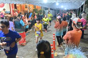 BIB: 3948, 3313
                            <button type="button" onclick="openModal(26242943)" class="btn btn-primary btn-sm float-right btn-popup" data-toggle="modal" data-target=".modal-high-quality">
                        <i class="fas fa-shopping-cart"></i> Add to Cart
                    </button>
                                            <button type="button" onclick="isThisMe(26242943, true)" class="btn btn-success btn-sm float-right btn-popup btn-isme hidden" data-toggle="tooltip" data-placement="bottom" title="นี่คือรูปของคุณใช่ไหม คลิกที่นี่เพื่อเอาเข้าอัลบั้ม">
                        <i class="fas fa-plus"></i> Add to album
                    </button>
                    <button type="button" onclick="isThisMe(26242943, false)" class="btn btn-warning btn-sm float-right btn-popup btn-isnotme hidden">
                        <i class="fas fa-ban"></i> Remove from album
                    </button>