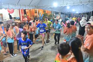 BIB: 3560, 3106
                            <button type="button" onclick="openModal(26242216)" class="btn btn-primary btn-sm float-right btn-popup" data-toggle="modal" data-target=".modal-high-quality">
                        <i class="fas fa-shopping-cart"></i> Add to Cart
                    </button>
                                            <button type="button" onclick="isThisMe(26242216, true)" class="btn btn-success btn-sm float-right btn-popup btn-isme hidden" data-toggle="tooltip" data-placement="bottom" title="นี่คือรูปของคุณใช่ไหม คลิกที่นี่เพื่อเอาเข้าอัลบั้ม">
                        <i class="fas fa-plus"></i> Add to album
                    </button>
                    <button type="button" onclick="isThisMe(26242216, false)" class="btn btn-warning btn-sm float-right btn-popup btn-isnotme hidden">
                        <i class="fas fa-ban"></i> Remove from album
                    </button>