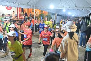 BIB: 3427
                            <button type="button" onclick="openModal(26252319)" class="btn btn-primary btn-sm float-right btn-popup" data-toggle="modal" data-target=".modal-high-quality">
                        <i class="fas fa-shopping-cart"></i> Add to Cart
                    </button>
                                            <button type="button" onclick="isThisMe(26252319, true)" class="btn btn-success btn-sm float-right btn-popup btn-isme hidden" data-toggle="tooltip" data-placement="bottom" title="นี่คือรูปของคุณใช่ไหม คลิกที่นี่เพื่อเอาเข้าอัลบั้ม">
                        <i class="fas fa-plus"></i> Add to album
                    </button>
                    <button type="button" onclick="isThisMe(26252319, false)" class="btn btn-warning btn-sm float-right btn-popup btn-isnotme hidden">
                        <i class="fas fa-ban"></i> Remove from album
                    </button>