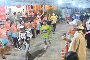 BIB: 43823
                            <button type="button" onclick="openModal(26251985)" class="btn btn-primary btn-sm float-right btn-popup" data-toggle="modal" data-target=".modal-high-quality">
                        <i class="fas fa-shopping-cart"></i> Add to Cart
                    </button>
                                            <button type="button" onclick="isThisMe(26251985, true)" class="btn btn-success btn-sm float-right btn-popup btn-isme hidden" data-toggle="tooltip" data-placement="bottom" title="นี่คือรูปของคุณใช่ไหม คลิกที่นี่เพื่อเอาเข้าอัลบั้ม">
                        <i class="fas fa-plus"></i> Add to album
                    </button>
                    <button type="button" onclick="isThisMe(26251985, false)" class="btn btn-warning btn-sm float-right btn-popup btn-isnotme hidden">
                        <i class="fas fa-ban"></i> Remove from album
                    </button>