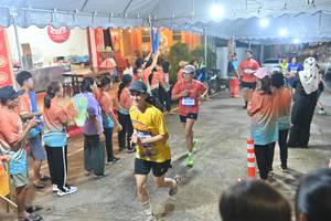 BIB: 4730
                            <button type="button" onclick="openModal(26242068)" class="btn btn-primary btn-sm float-right btn-popup" data-toggle="modal" data-target=".modal-high-quality">
                        <i class="fas fa-shopping-cart"></i> Add to Cart
                    </button>
                                            <button type="button" onclick="isThisMe(26242068, true)" class="btn btn-success btn-sm float-right btn-popup btn-isme hidden" data-toggle="tooltip" data-placement="bottom" title="นี่คือรูปของคุณใช่ไหม คลิกที่นี่เพื่อเอาเข้าอัลบั้ม">
                        <i class="fas fa-plus"></i> Add to album
                    </button>
                    <button type="button" onclick="isThisMe(26242068, false)" class="btn btn-warning btn-sm float-right btn-popup btn-isnotme hidden">
                        <i class="fas fa-ban"></i> Remove from album
                    </button>