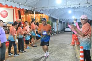 BIB: 4464
                            <button type="button" onclick="openModal(26240931)" class="btn btn-primary btn-sm float-right btn-popup" data-toggle="modal" data-target=".modal-high-quality">
                        <i class="fas fa-shopping-cart"></i> Add to Cart
                    </button>
                                            <button type="button" onclick="isThisMe(26240931, true)" class="btn btn-success btn-sm float-right btn-popup btn-isme hidden" data-toggle="tooltip" data-placement="bottom" title="นี่คือรูปของคุณใช่ไหม คลิกที่นี่เพื่อเอาเข้าอัลบั้ม">
                        <i class="fas fa-plus"></i> Add to album
                    </button>
                    <button type="button" onclick="isThisMe(26240931, false)" class="btn btn-warning btn-sm float-right btn-popup btn-isnotme hidden">
                        <i class="fas fa-ban"></i> Remove from album
                    </button>