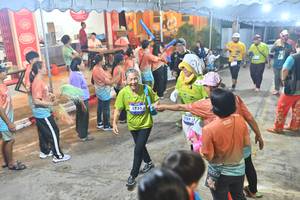 BIB: 3735, 789
                            <button type="button" onclick="openModal(26252999)" class="btn btn-primary btn-sm float-right btn-popup" data-toggle="modal" data-target=".modal-high-quality">
                        <i class="fas fa-shopping-cart"></i> Add to Cart
                    </button>
                                            <button type="button" onclick="isThisMe(26252999, true)" class="btn btn-success btn-sm float-right btn-popup btn-isme hidden" data-toggle="tooltip" data-placement="bottom" title="นี่คือรูปของคุณใช่ไหม คลิกที่นี่เพื่อเอาเข้าอัลบั้ม">
                        <i class="fas fa-plus"></i> Add to album
                    </button>
                    <button type="button" onclick="isThisMe(26252999, false)" class="btn btn-warning btn-sm float-right btn-popup btn-isnotme hidden">
                        <i class="fas fa-ban"></i> Remove from album
                    </button>