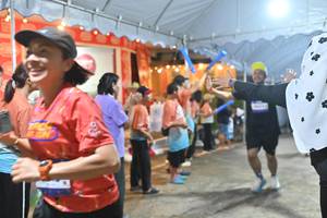 BIB: 
                            <button type="button" onclick="openModal(26241147)" class="btn btn-primary btn-sm float-right btn-popup" data-toggle="modal" data-target=".modal-high-quality">
                        <i class="fas fa-shopping-cart"></i> Add to Cart
                    </button>
                                            <button type="button" onclick="isThisMe(26241147, true)" class="btn btn-success btn-sm float-right btn-popup btn-isme hidden" data-toggle="tooltip" data-placement="bottom" title="นี่คือรูปของคุณใช่ไหม คลิกที่นี่เพื่อเอาเข้าอัลบั้ม">
                        <i class="fas fa-plus"></i> Add to album
                    </button>
                    <button type="button" onclick="isThisMe(26241147, false)" class="btn btn-warning btn-sm float-right btn-popup btn-isnotme hidden">
                        <i class="fas fa-ban"></i> Remove from album
                    </button>