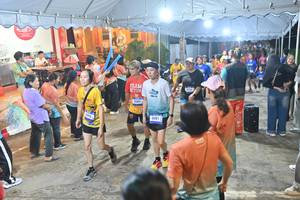 BIB: 3089, 3081
                            <button type="button" onclick="openModal(26253158)" class="btn btn-primary btn-sm float-right btn-popup" data-toggle="modal" data-target=".modal-high-quality">
                        <i class="fas fa-shopping-cart"></i> Add to Cart
                    </button>
                                            <button type="button" onclick="isThisMe(26253158, true)" class="btn btn-success btn-sm float-right btn-popup btn-isme hidden" data-toggle="tooltip" data-placement="bottom" title="นี่คือรูปของคุณใช่ไหม คลิกที่นี่เพื่อเอาเข้าอัลบั้ม">
                        <i class="fas fa-plus"></i> Add to album
                    </button>
                    <button type="button" onclick="isThisMe(26253158, false)" class="btn btn-warning btn-sm float-right btn-popup btn-isnotme hidden">
                        <i class="fas fa-ban"></i> Remove from album
                    </button>