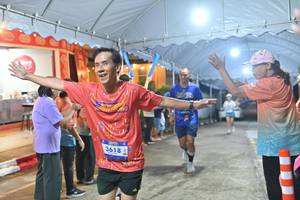 BIB: 3618
                            <button type="button" onclick="openModal(26241004)" class="btn btn-primary btn-sm float-right btn-popup" data-toggle="modal" data-target=".modal-high-quality">
                        <i class="fas fa-shopping-cart"></i> Add to Cart
                    </button>
                                            <button type="button" onclick="isThisMe(26241004, true)" class="btn btn-success btn-sm float-right btn-popup btn-isme hidden" data-toggle="tooltip" data-placement="bottom" title="นี่คือรูปของคุณใช่ไหม คลิกที่นี่เพื่อเอาเข้าอัลบั้ม">
                        <i class="fas fa-plus"></i> Add to album
                    </button>
                    <button type="button" onclick="isThisMe(26241004, false)" class="btn btn-warning btn-sm float-right btn-popup btn-isnotme hidden">
                        <i class="fas fa-ban"></i> Remove from album
                    </button>